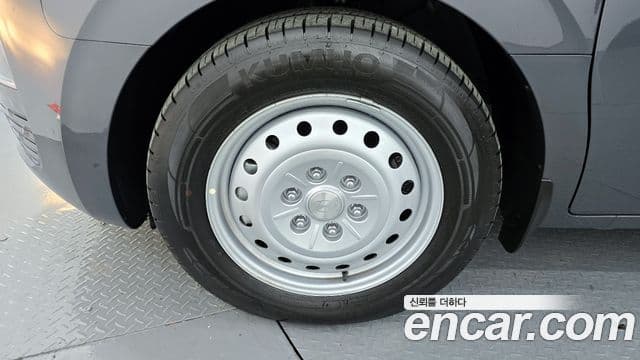 Hyundai Staria Smart, 2025 все фото