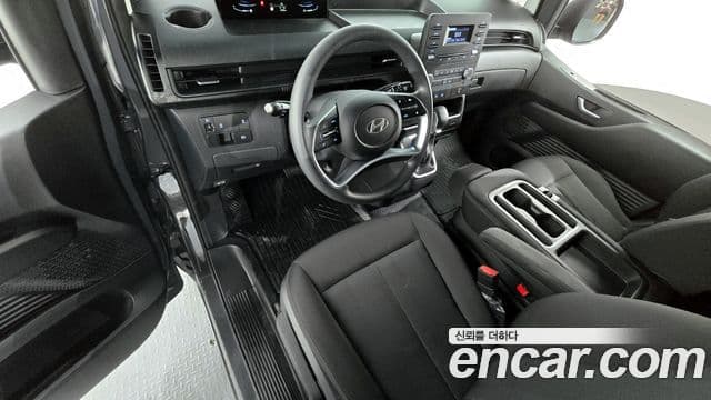 Hyundai Staria Smart, 2025 7