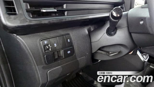 Hyundai Staria Smart, 2025 14