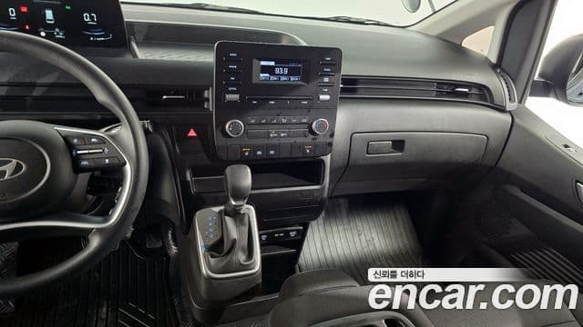 Hyundai Staria Smart, 2025 19