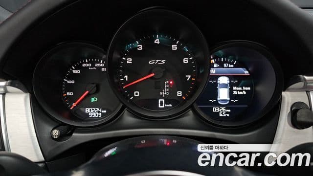 Porsche Macan 95B, 2017 8