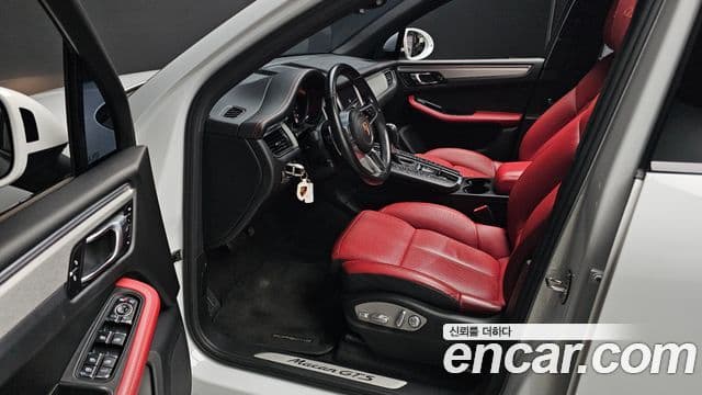 Porsche Macan 95B, 2017 11