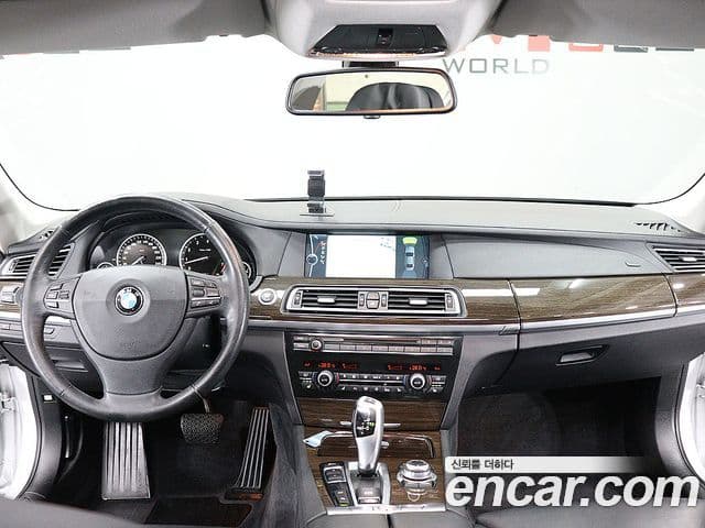 BMW 7시리즈 (F01), 2011 14