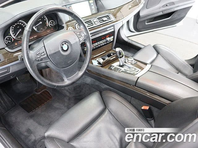 BMW 7시리즈 (F01), 2011 17