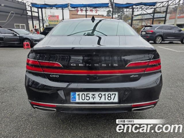 Genesis G90 Premium Luxury, 2021 все фото