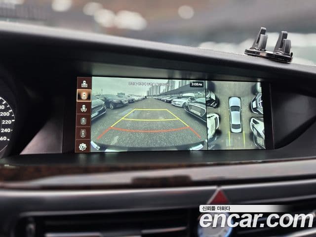 Genesis G90 Premium Luxury, 2021 9