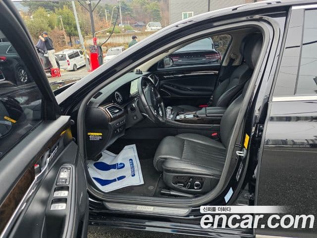 Genesis G90 Premium Luxury, 2021 15