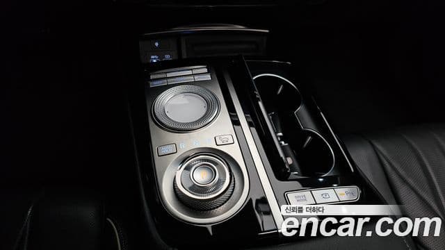 Genesis G80 (RG3) бензин 2.5 турбо AWD, 2021 9