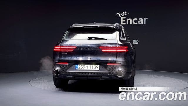 Genesis GV70, 2021 4