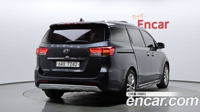 Kia All New Carnival Prestige, 2016 2