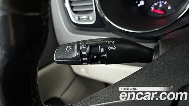 Kia All New Carnival Prestige, 2016 17