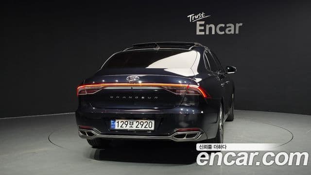 Hyundai The / новый New Grandeur IG гибрид Calligraphy, 2021 4