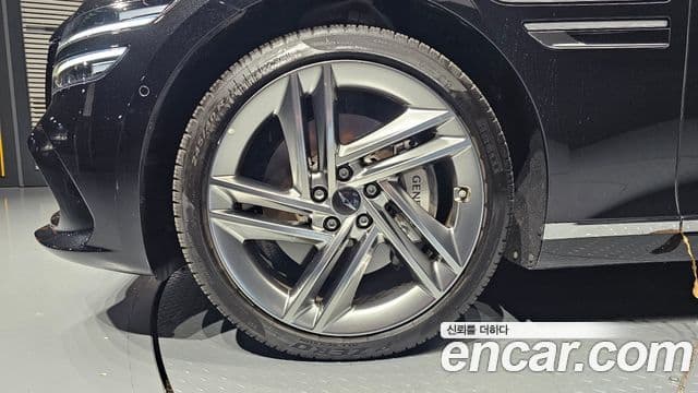 Genesis G80 (RG3) бензин 2.5 турбо 2WD, 2026 все фото