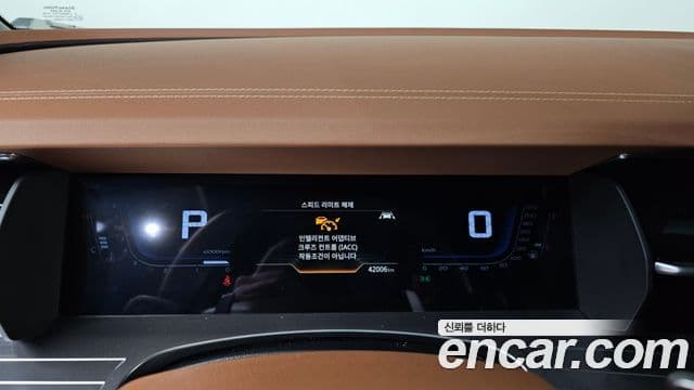 KG모빌리티(SsangYong) Torres T7, 2023 8