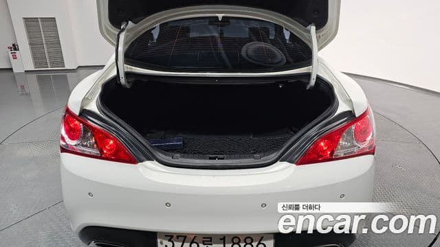 Hyundai Genesis купе GT-R, 2011 20