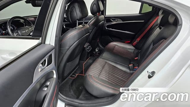 Genesis The / новый New G70, 2021 12