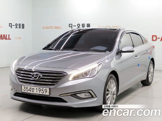 Hyundai LF Sonata Special, 2017 1