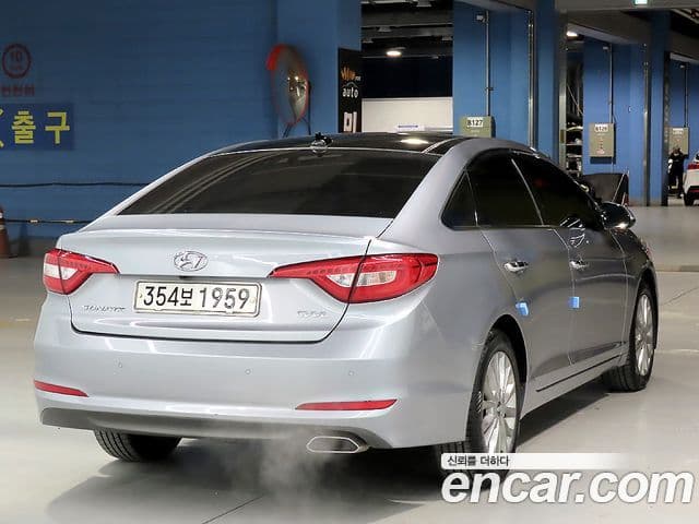 Hyundai LF Sonata Special, 2017 4