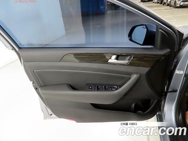 Hyundai LF Sonata Special, 2017 6