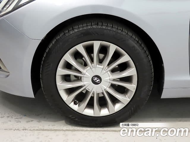 Hyundai LF Sonata Special, 2017 20