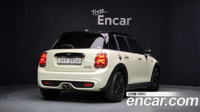 Mini Cooper S 3세대, 2019 2