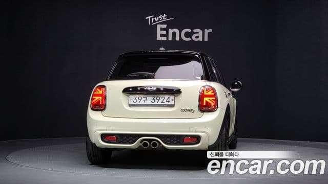 Mini Cooper S 3세대, 2019 4