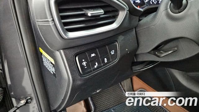 Hyundai Santa Fe TM Prestige, 2019 19