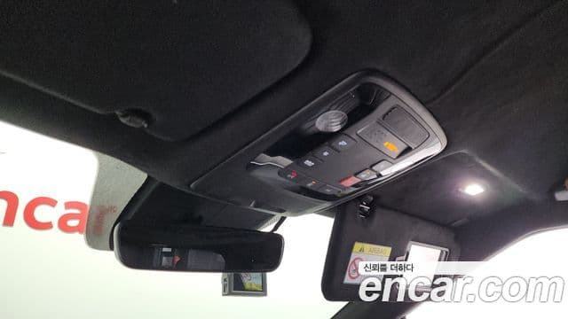 Kia Carnival 4세대 бензин 9인승 High Limousine(компания по спецнадстройкам), 2023 17