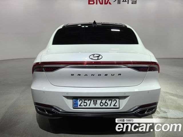 Hyundai The / новый New Grandeur IG гибрид Calligraphy, 2021 все фото