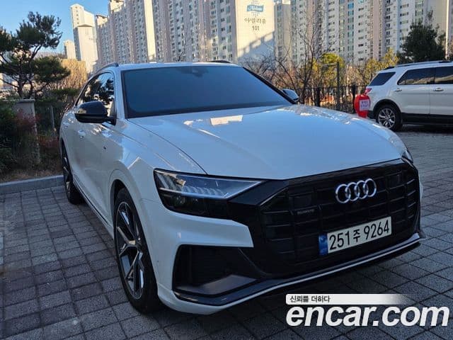 Audi Q8 (4M) Premium, 2023 2