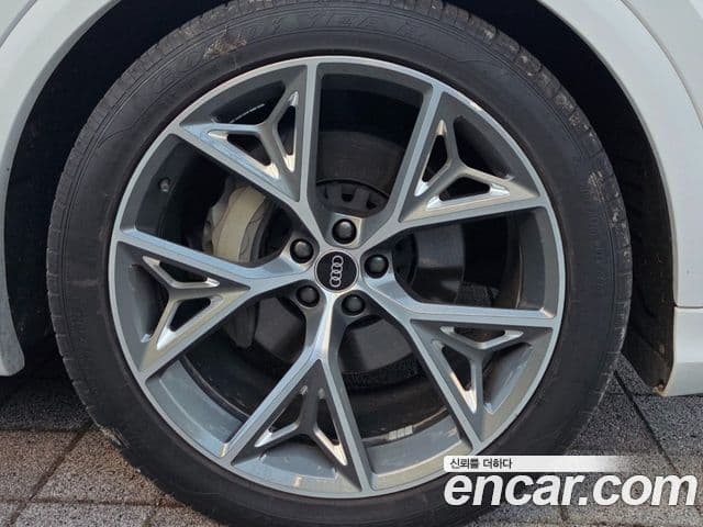 Audi Q8 (4M) Premium, 2023 10