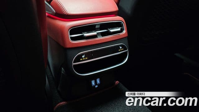 Genesis GV70, 2022 17