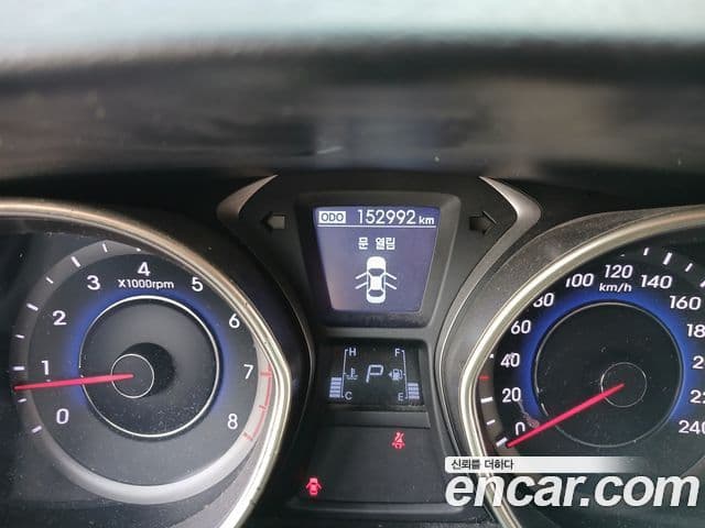 Hyundai Avante MD Modern, 2013 8