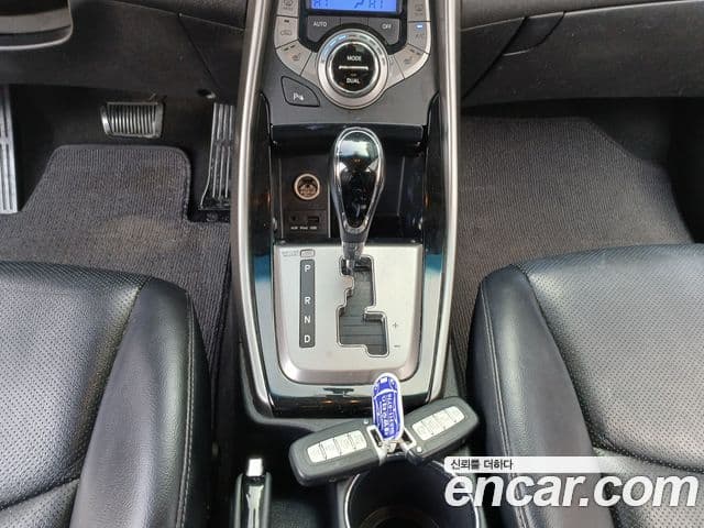 Hyundai Avante MD Modern, 2013 9