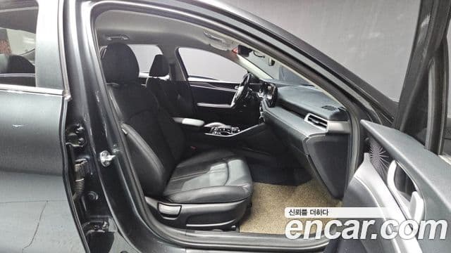 Kia K5 3세대 Prestige, 2020 11