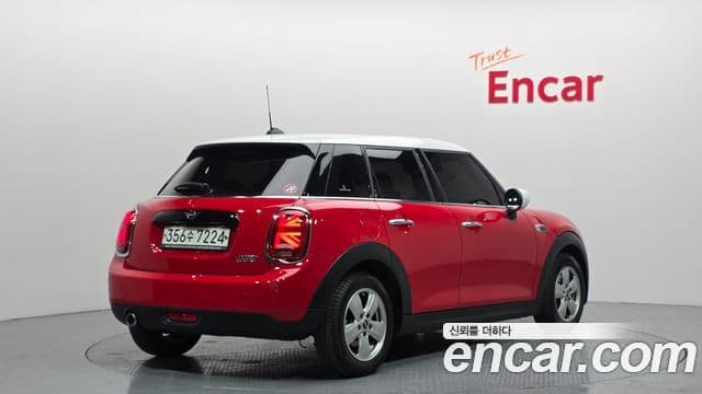 Mini Cooper 3세대, 2020 2