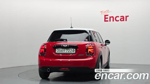 Mini Cooper 3세대, 2020 4