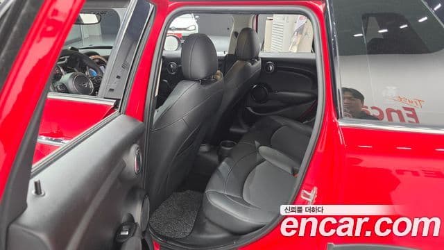 Mini Cooper 3세대, 2020 11