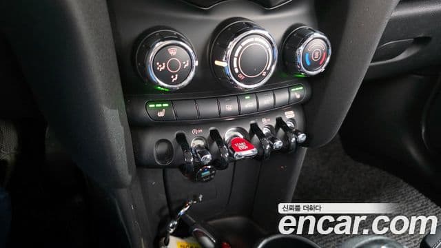 Mini Cooper 3세대, 2020 18