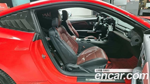 Ford Mustang 7세대 5.0 GT Premium купе, 2024 10