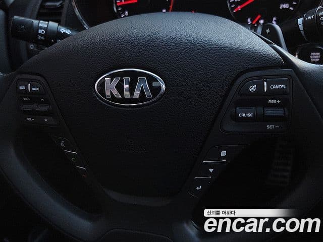 Kia K3 Noblesse, 2013 12