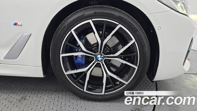 BMW 5시리즈 (G30) 530i M Sport, 2022 все фото