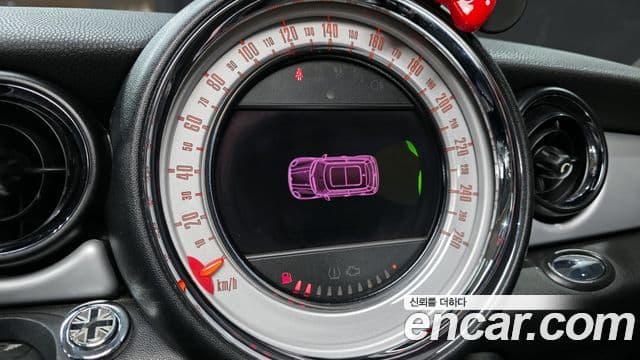 Mini Cooper 2세대, 2012 15