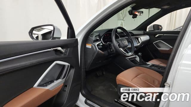 Audi Q3 (F3) Premium, 2022 10