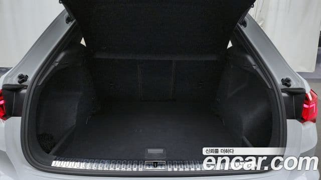 Audi Q3 (F3) Premium, 2022 20