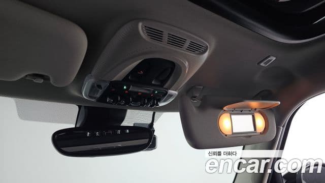 Mini Cooper 3세대, 2022 19