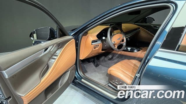 Genesis G80 (RG3) бензин 2.5 турбо AWD, 2023 10