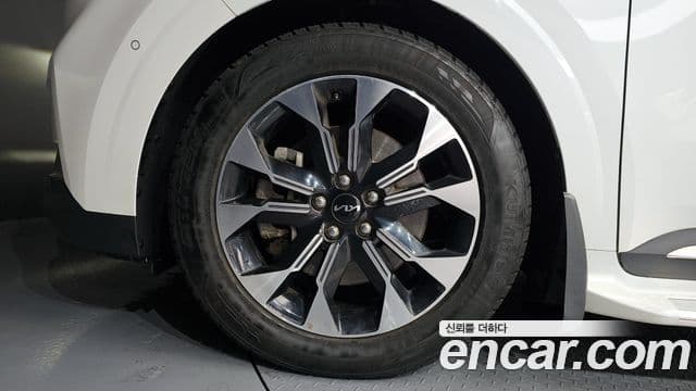 Kia Carnival 4세대 7인승 High Limousine(компания по спецнадстройкам), 2023 все фото