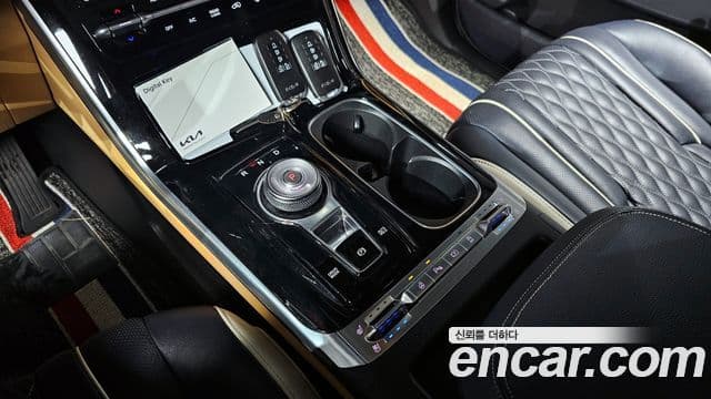 Kia Carnival 4세대 7인승 High Limousine(компания по спецнадстройкам), 2023 9