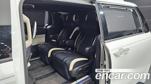 Kia Carnival 4세대 7인승 High Limousine(компания по спецнадстройкам), 2023 12